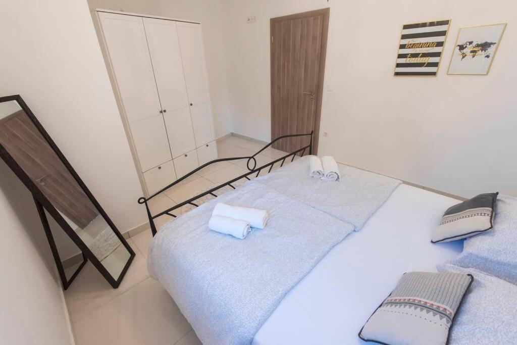 Appartement Apartman M&S 1 Kali, Otok Ugljan Extérieur photo